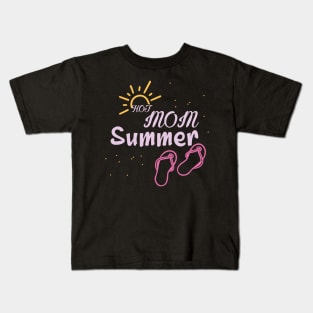 Hot mom summer 1 Kids T-Shirt